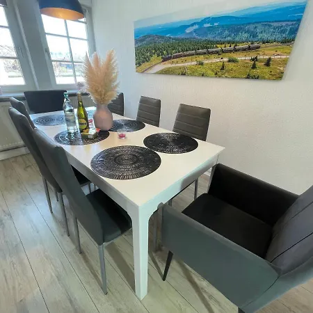 Am Buendheimer Schloss Apartment *
