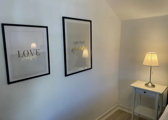 Am Buendheimer Schloss Apartment *